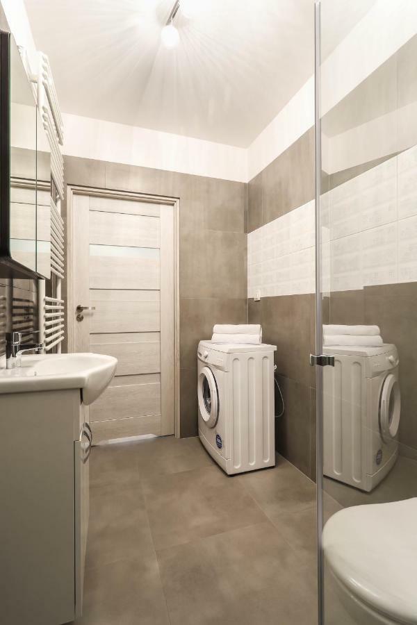 Darna Apartamenty Avena 4 Poznań Dış mekan fotoğraf